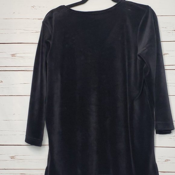 Quacker Factory Velour V-Neck Top with Faux Pearl Accents - Picture 4 of 6